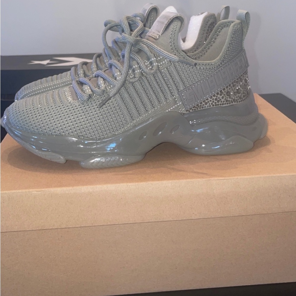 Steve Madden green mult maxima sneakers.